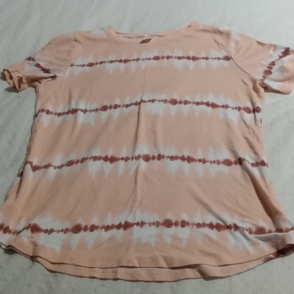 Old Navy tie dye tee